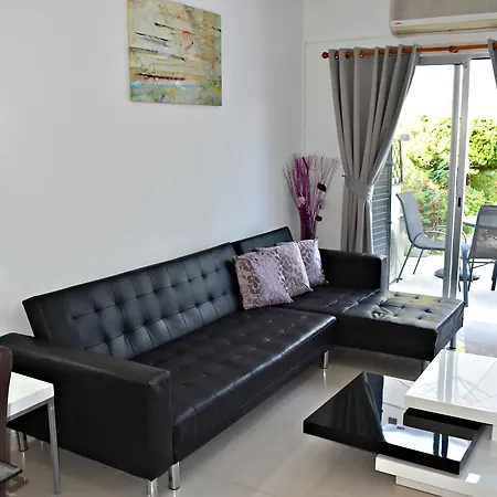 House 5 Margarita Gardens Σπίτι διακοπών *